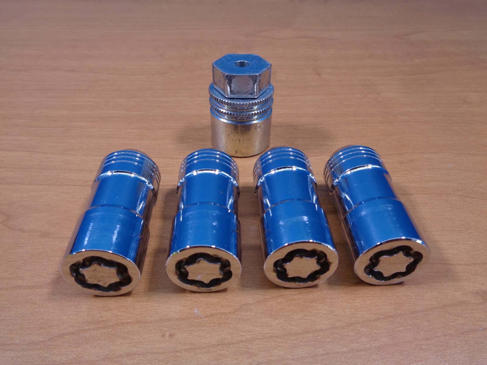 Gm Factory Wheel Locks