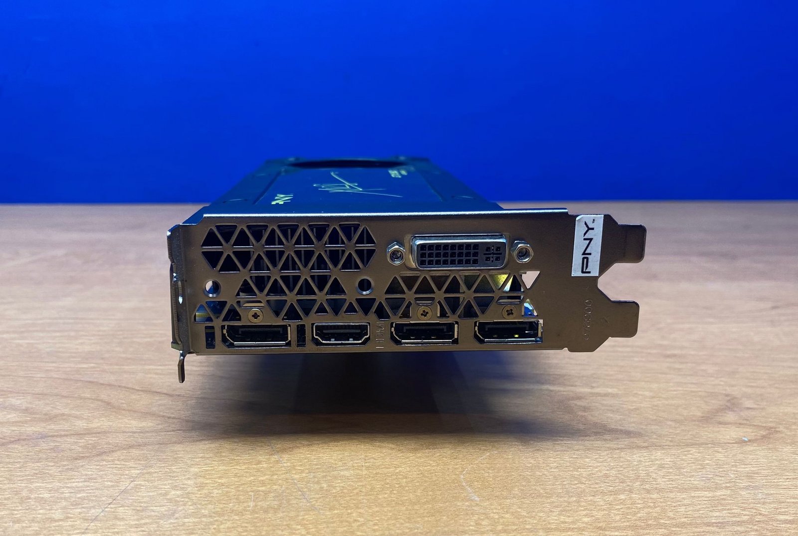 PNY XLR8 NVIDIA GTX 960 4GB PCI GRAPHICS CARD HDMI DVI DISPLAYPORT