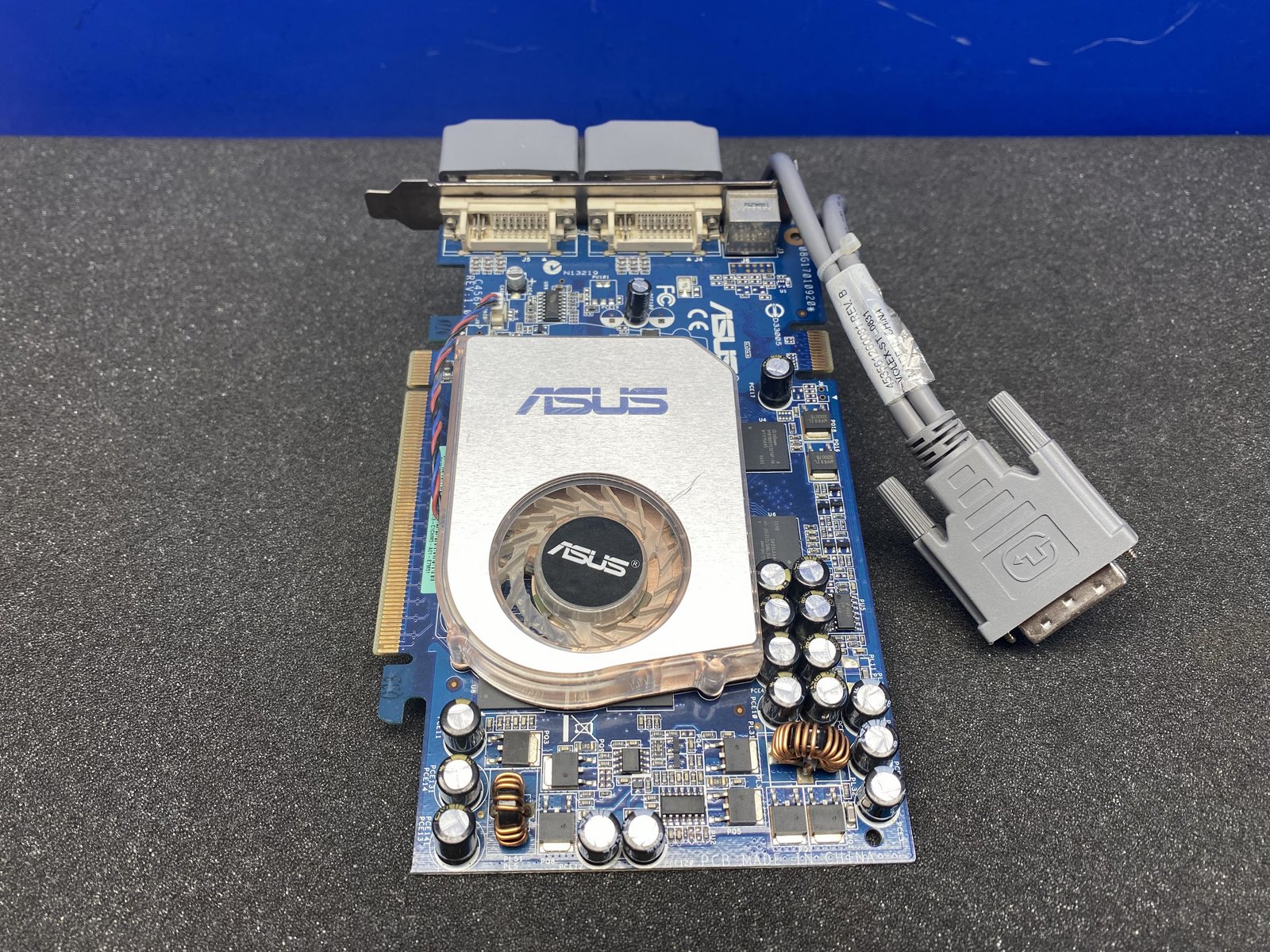 ASUS GEFORCE 7600GT 256MB GDDR3 PCIE X16 DVI GRAPHICS CARD